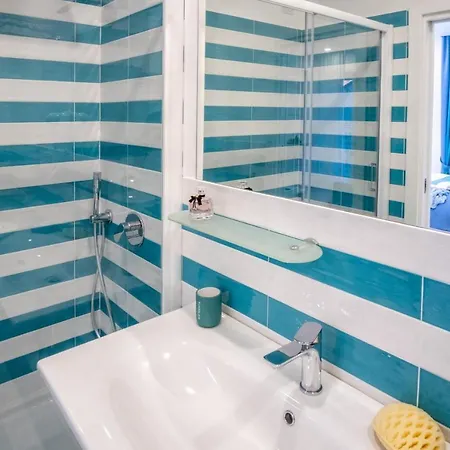 Leone Rosso * סורנטו